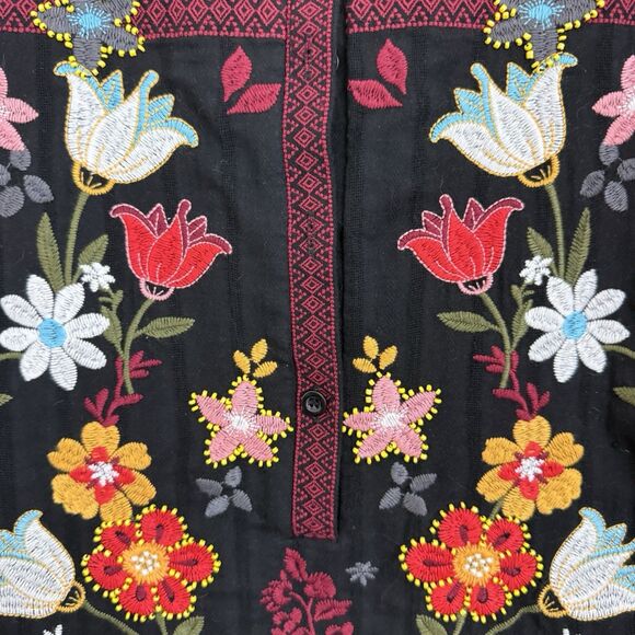 Savanna Jane Embroidered Top Size Medium Beaded Flowers Short Sleeve Cotton - Picture 3 of 12
